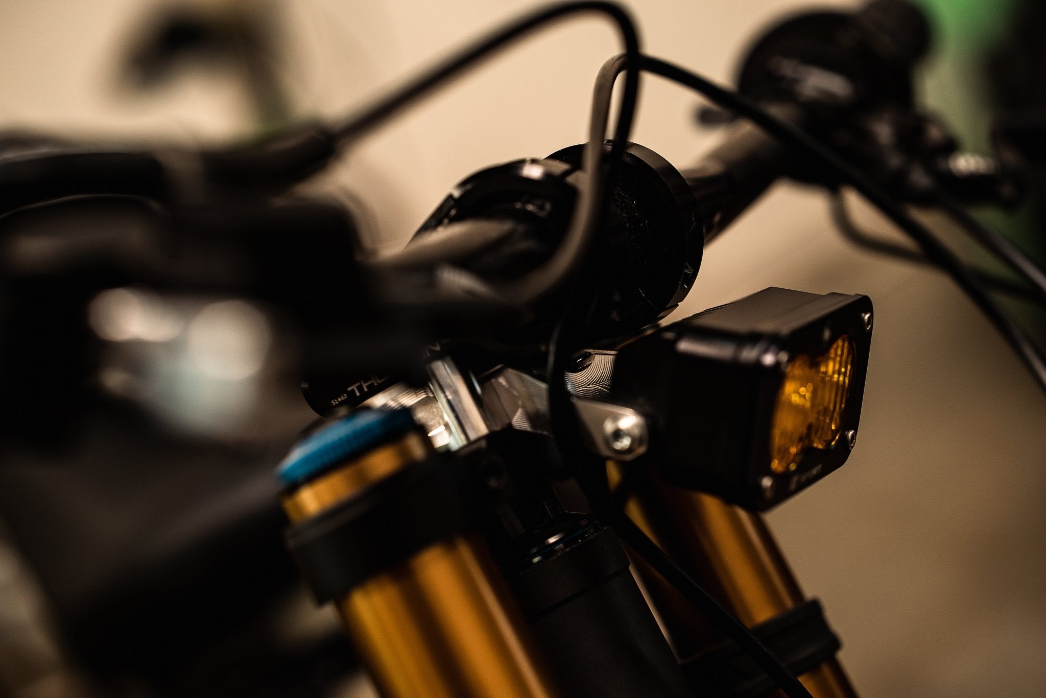 Direct Mount Riser - Arctic Leopard USA