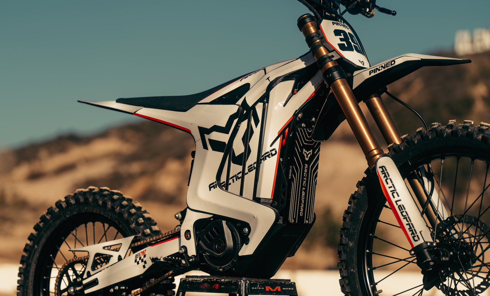 XE PARTS – Arctic Leopard USA