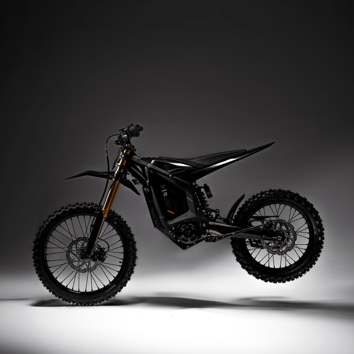 Arctic Leopard XE PRO R - Arctic Leopard USA