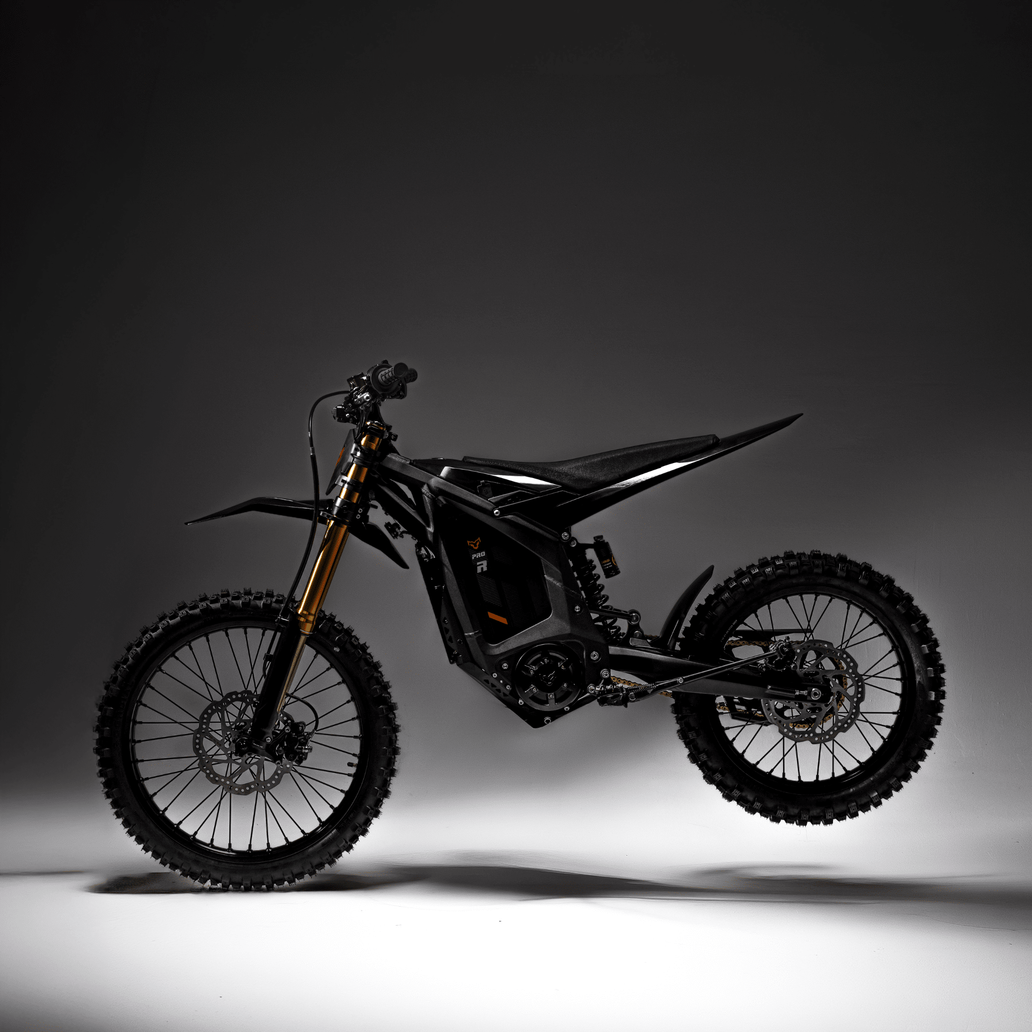 Arctic Leopard XE PRO R - Arctic Leopard USA