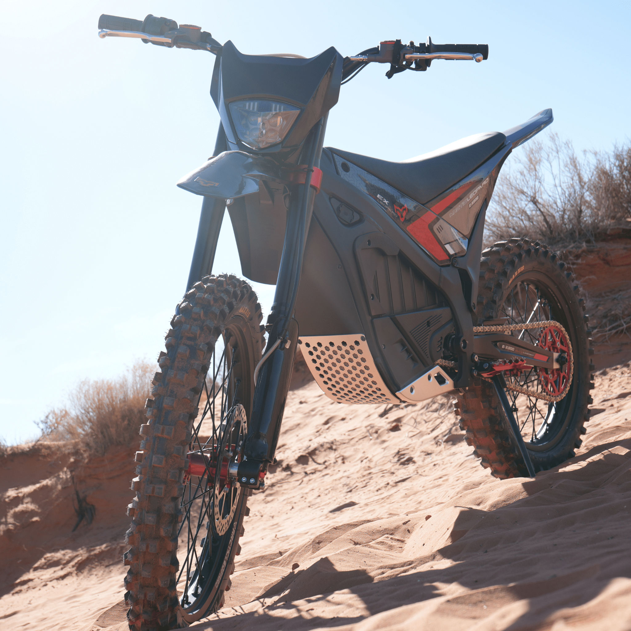EX 800 - Arctic Leopard USA
